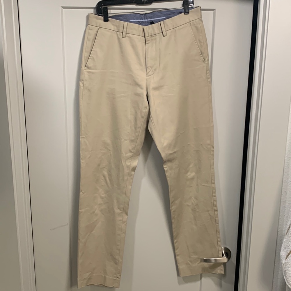 J Crew khaki pants size 32 waist and 34 length. Perfect condition. Worn once.